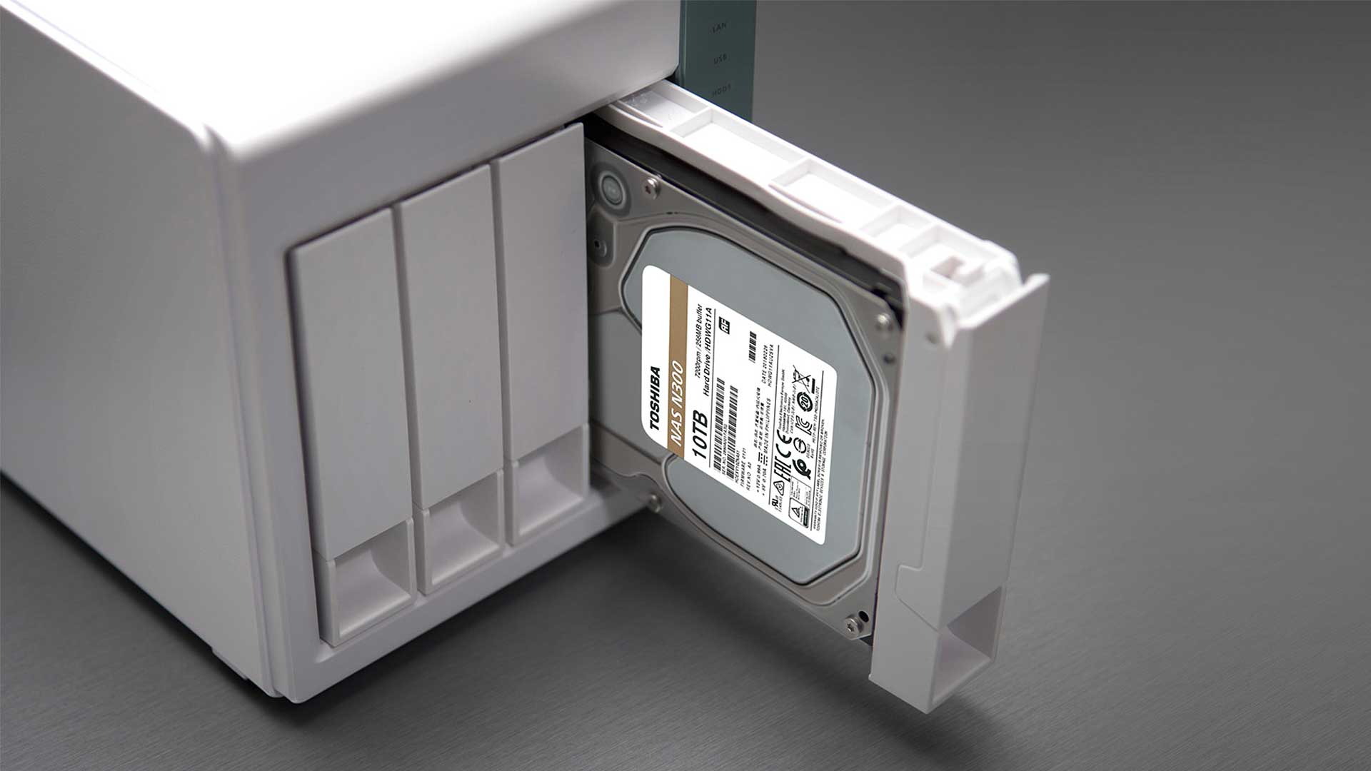 toshiba internal hard drive n300 Close up web