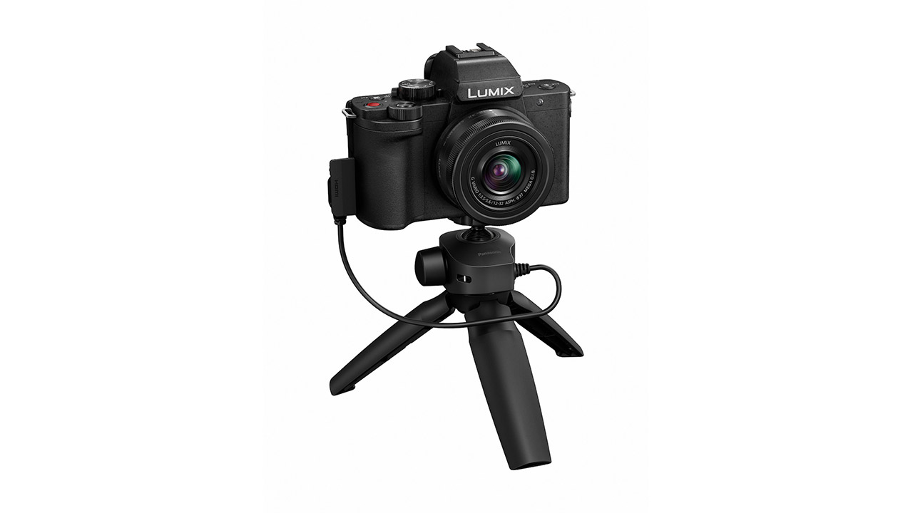 PANASONIC Lumix G110 VKIT slant web
