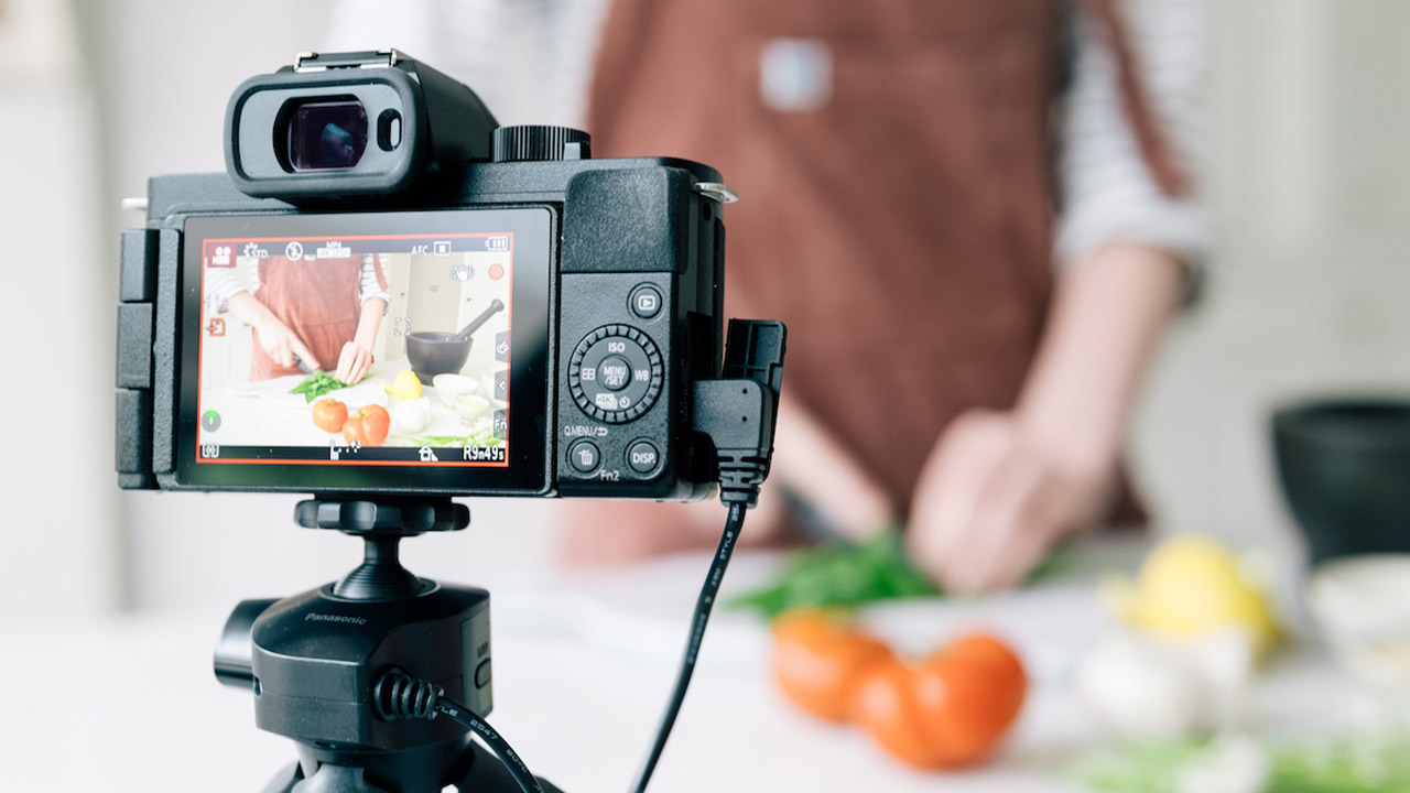 PANASONIC Lumix G110 ls 2 web