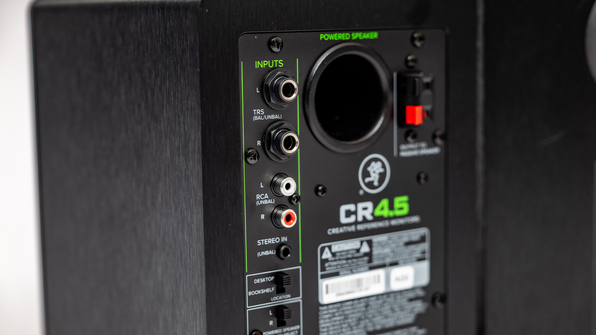 Mackie CR5BT Anschluesse