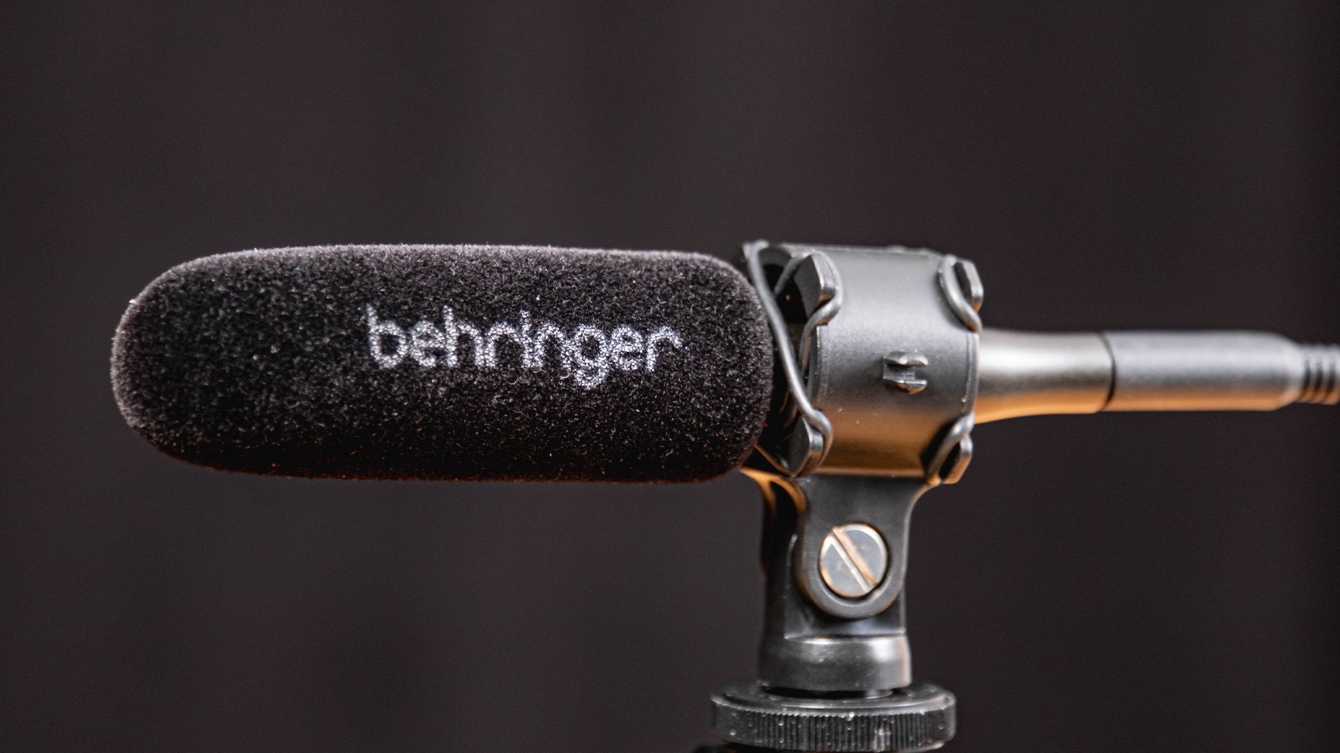 Mikrofontest: Behringer Video Mic - gu00fcnstiges Shotgun-Mikrofon