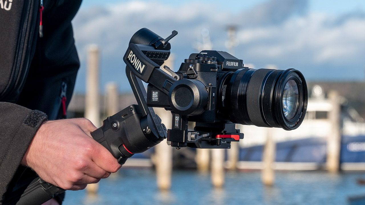 Praxistest: DJI Ronin RS 3 Mini - klein fu00fcr grou00df