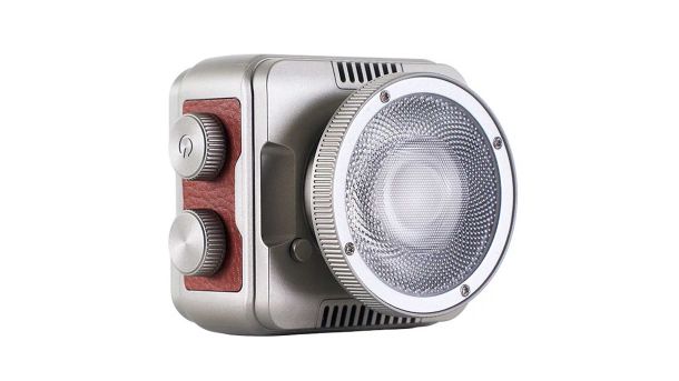 Tolifo PL-40RGB: kompakte RGBWW-Leuchte