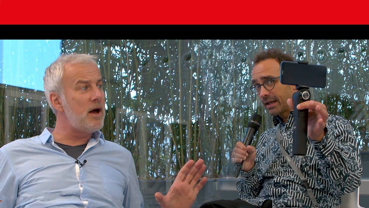 FilmArena: Kamera filmt Kamera - nur warum?